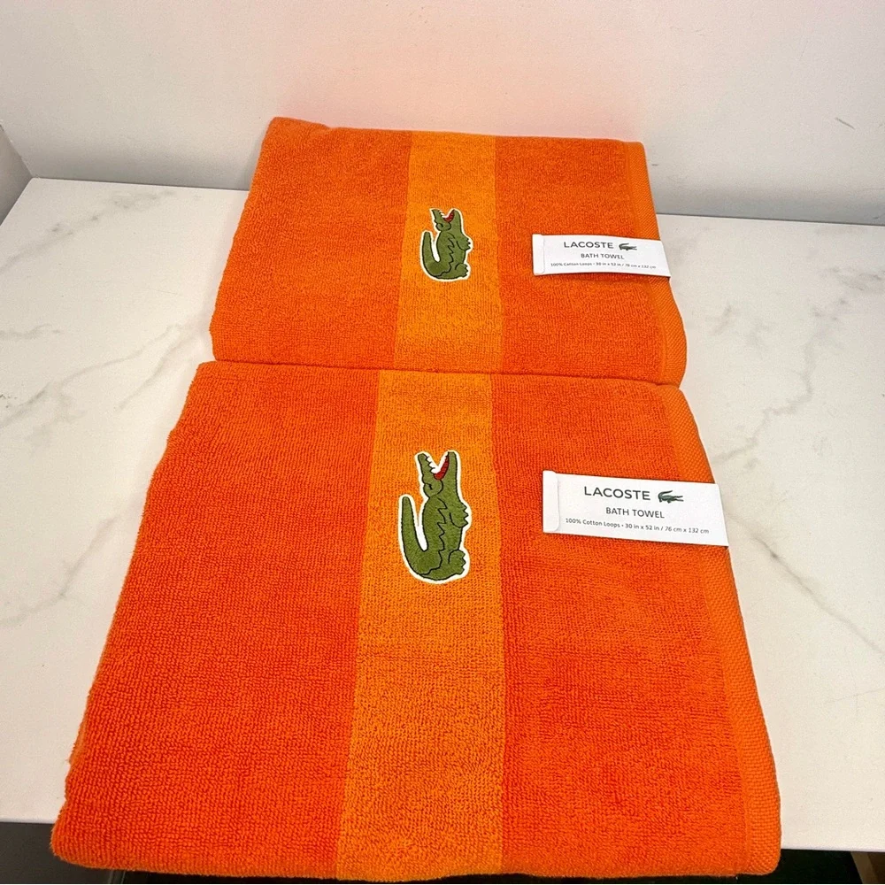 Lacoste orange bath